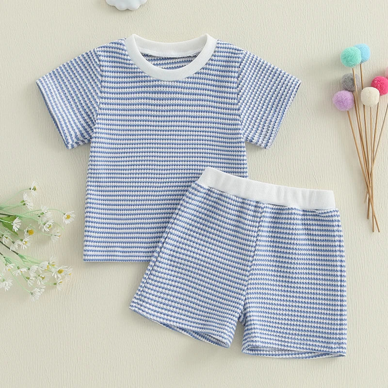 Adorable Infant Summer Ensemble Striped Tee with Elastic Waist Shorts - Cute 2 Piece Set for Your Little One
