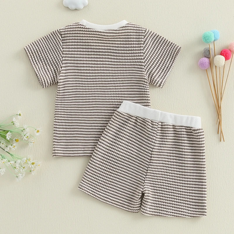 Adorable Infant Summer Ensemble Striped Tee with Elastic Waist Shorts - Cute 2 Piece Set for Your Little One