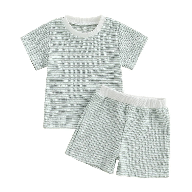 Adorable Infant Summer Ensemble Striped Tee with Elastic Waist Shorts - Cute 2 Piece Set for Your Little One