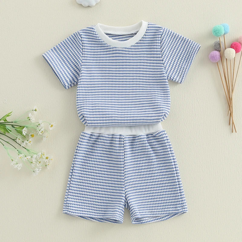 Adorable Infant Summer Ensemble Striped Tee with Elastic Waist Shorts - Cute 2 Piece Set for Your Little One